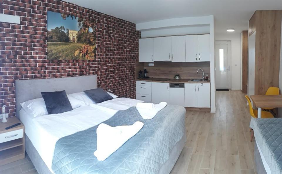 Apartmanovy Dum Na Kolonade Lednice Kültér fotó
